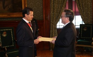 Ambassador B.Altangerel presents Credentials to President Pena Nietod